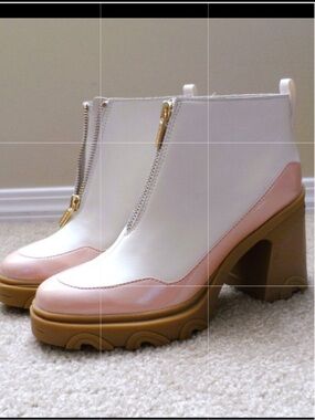 Sorel White and Pink Block Heel Ankle Boots with Gold Zipper